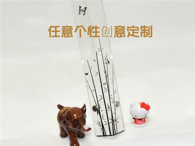 熱彎立牌